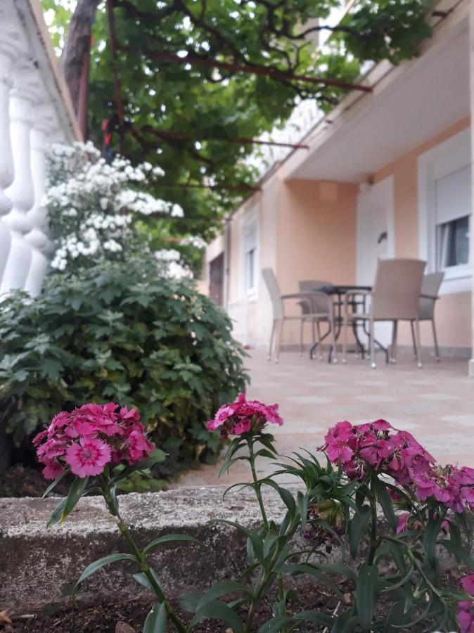 Apartment Tanja Требине Екстериор снимка